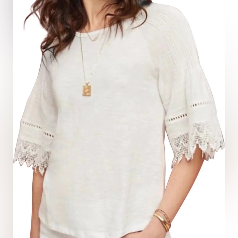 Eri + Ali Anthropologie White lace top
